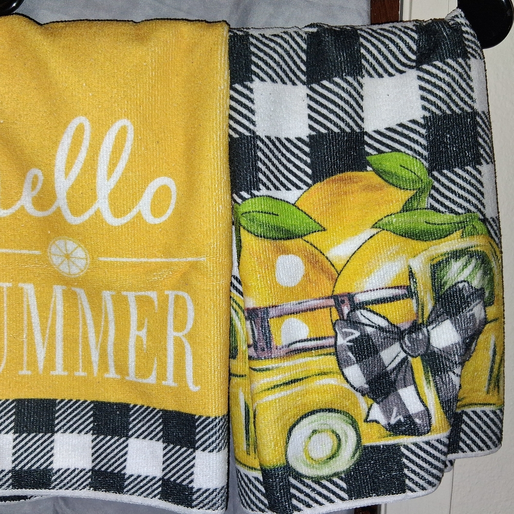 SHEIN Yellow and Black Kitchen Towels Set - Picture 4 of 7